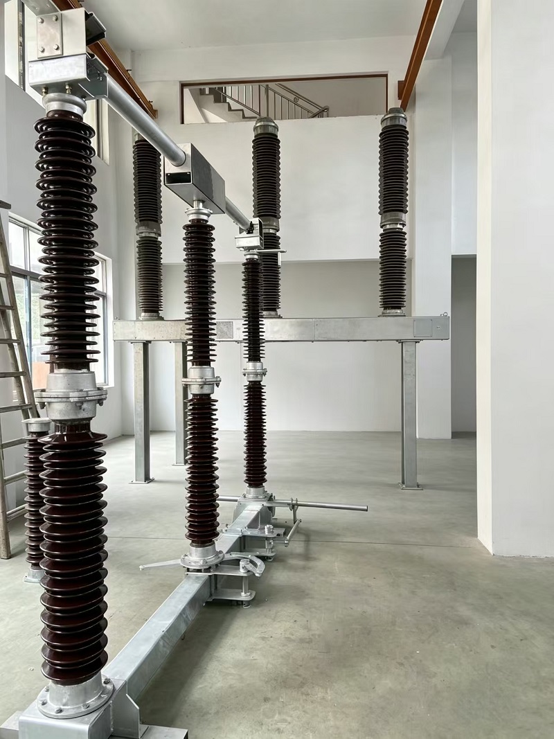 220kV-ko Deskonexio Etengailua Kanpoko Tentsio Handiko Azpiestazio Aplikazioetarako 220kV-ko Deskonexio Etengailua Kanpoko Tentsio Handiko Azpiestazio Aplikazioetarako